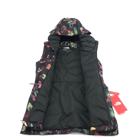 The North Face Women's Niche Tucan Hooded Vest - Picture 3 of 5